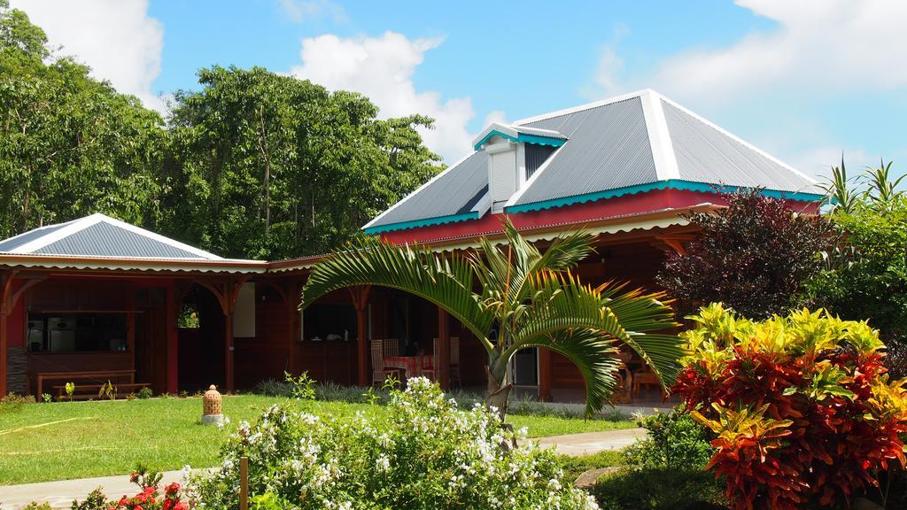 Habitation Cantamerle Hotel Capesterre-Belle-Eau Exterior photo